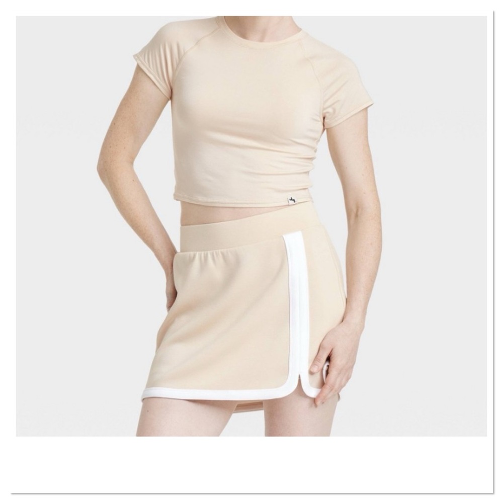Women’s Knit Beige Cropped Fitted Pullover Shirt JoyLab